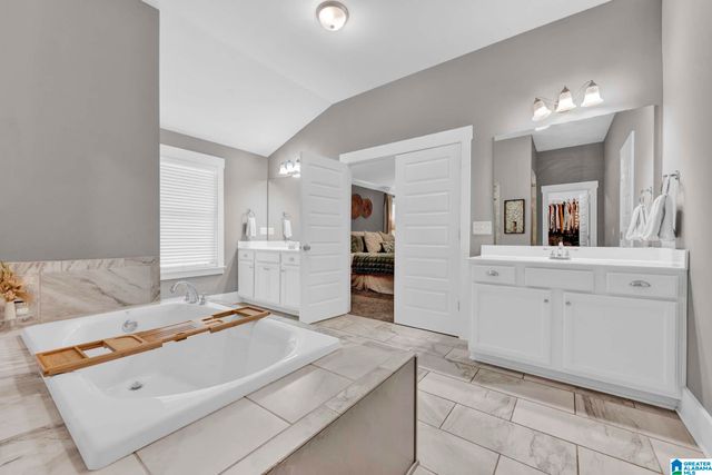 6070 ENCLAVE PLACE, Trussville, AL 35173