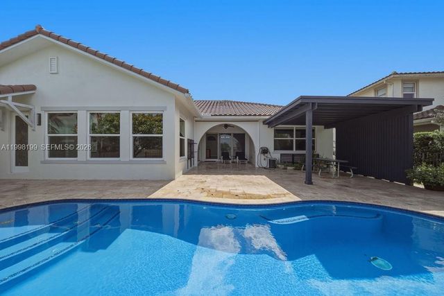 8055 NW 117th Way, Parkland, FL 33076