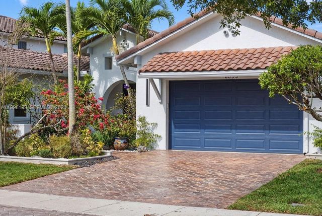 8055 NW 117th Way, Parkland, FL 33076