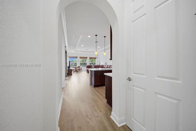 8055 NW 117th Way, Parkland, FL 33076