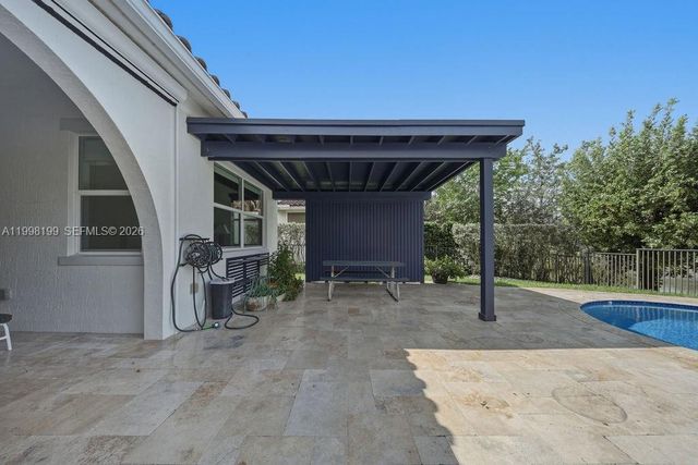 8055 NW 117th Way, Parkland, FL 33076