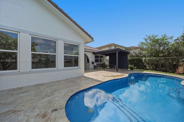 8055 NW 117th Way, Parkland, FL 33076