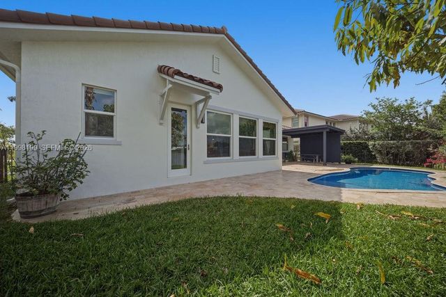 8055 NW 117th Way, Parkland, FL 33076
