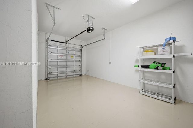 8055 NW 117th Way, Parkland, FL 33076