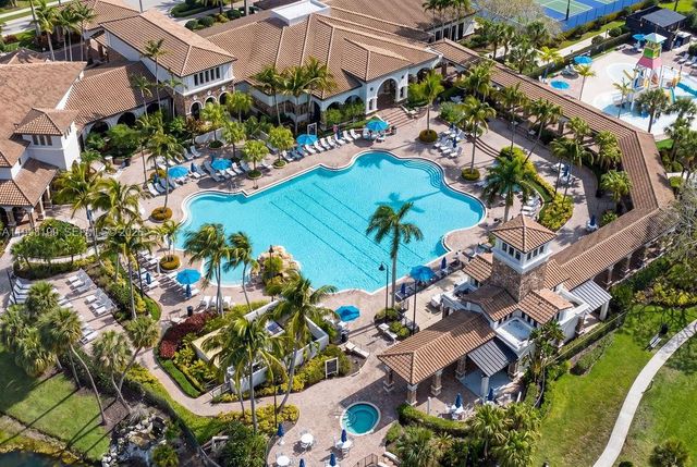 8055 NW 117th Way, Parkland, FL 33076