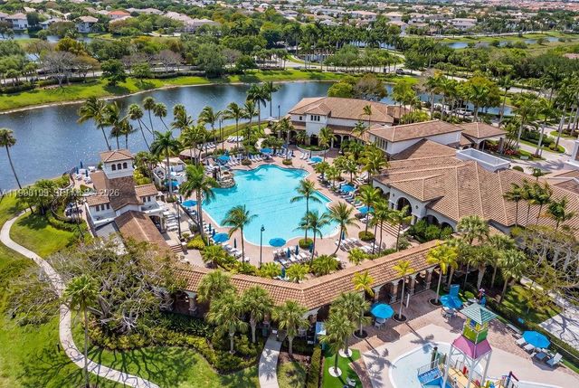 8055 NW 117th Way, Parkland, FL 33076