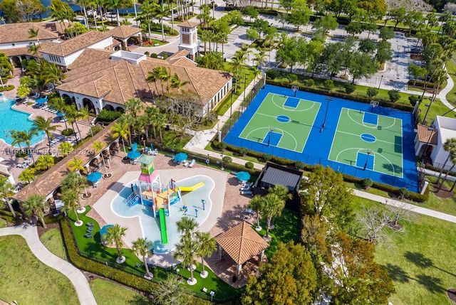 8055 NW 117th Way, Parkland, FL 33076