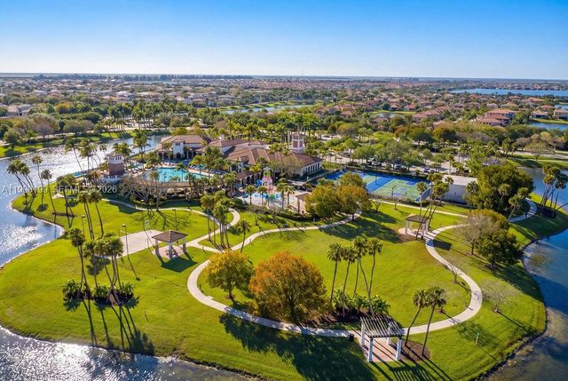 8055 NW 117th Way, Parkland, FL 33076