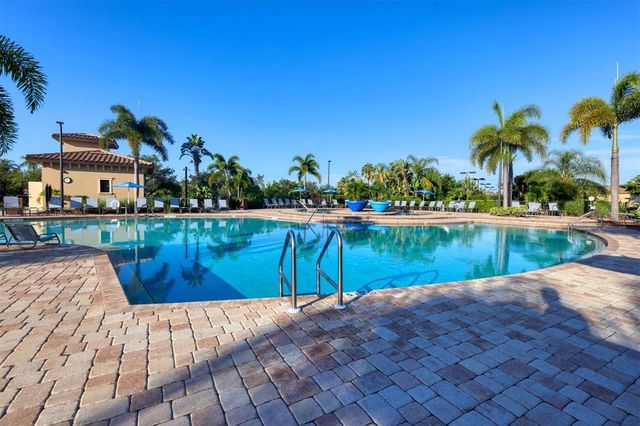 6540 WILLOWSHIRE WAY, Bradenton, FL 34212