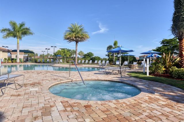 6540 WILLOWSHIRE WAY, Bradenton, FL 34212
