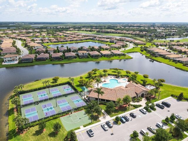 6540 WILLOWSHIRE WAY, Bradenton, FL 34212