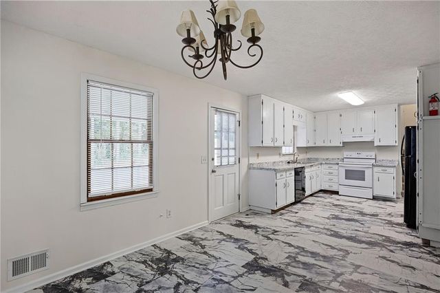 4220 Terrace Drive, Acworth, GA 30101