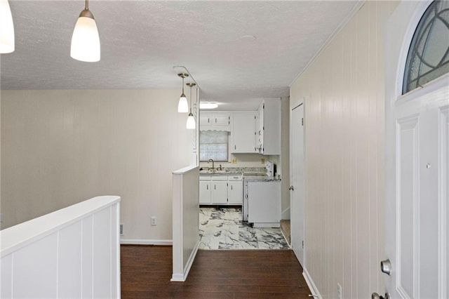 4220 Terrace Drive, Acworth, GA 30101