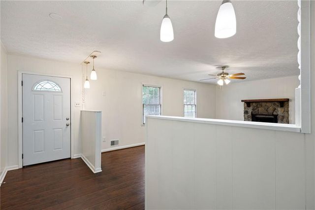 4220 Terrace Drive, Acworth, GA 30101