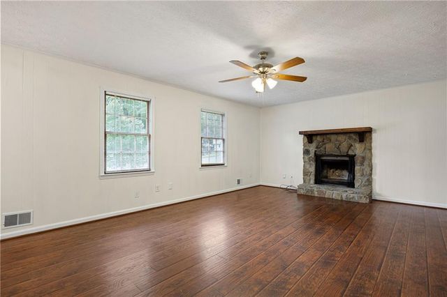 4220 Terrace Drive, Acworth, GA 30101