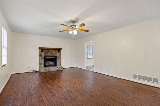 4220 Terrace Drive, Acworth, GA 30101