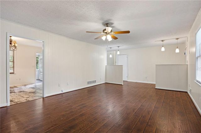 4220 Terrace Drive, Acworth, GA 30101