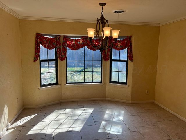 7115 GAINSBOROUGH Road, Amarillo, TX 79106