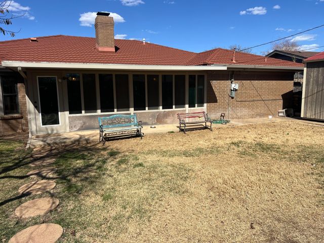 7115 GAINSBOROUGH Road, Amarillo, TX 79106