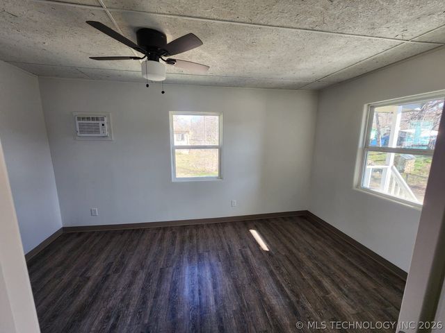 400 W Tulsa Avenue SE, Spavinaw, OK 74366