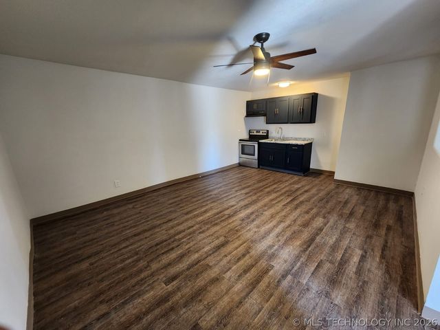 400 W Tulsa Avenue SE, Spavinaw, OK 74366
