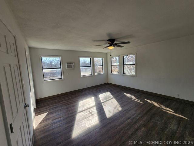 400 W Tulsa Avenue SE, Spavinaw, OK 74366