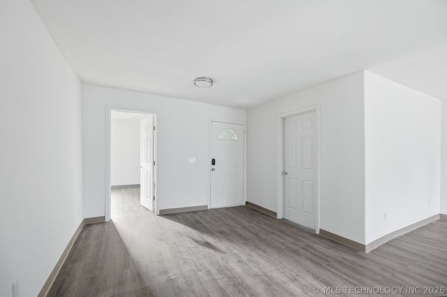 400 W Tulsa Avenue SE, Spavinaw, OK 74366