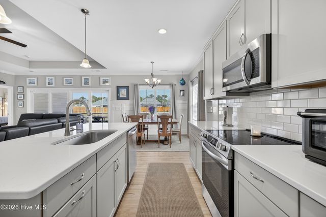 6923 Campbells Ridge Drive SE, Leland, NC 28451