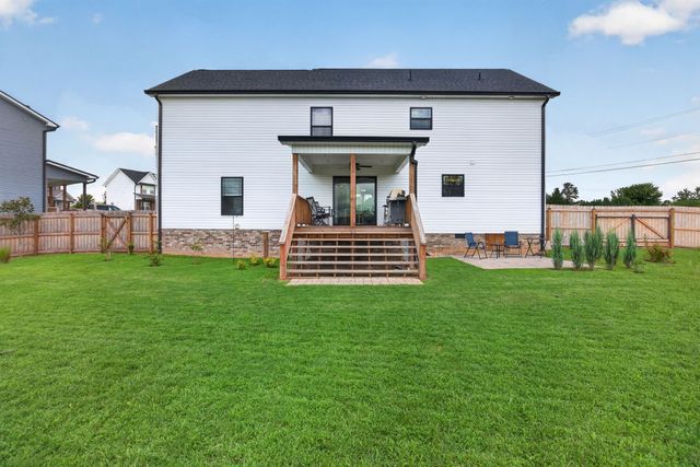104 Echo Valley Dr, Cookeville, TN 38501