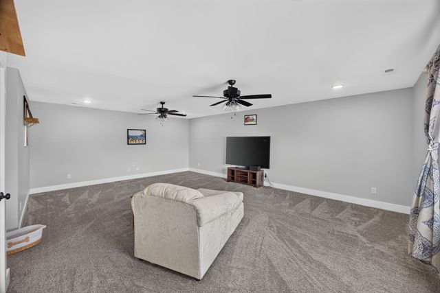 104 Echo Valley Dr, Cookeville, TN 38501