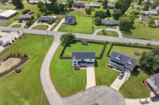 104 Echo Valley Dr, Cookeville, TN 38501