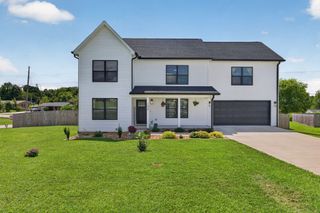 104 Echo Valley Dr, Cookeville, TN 38501