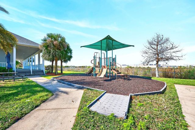 3210 QUEEN ALEXANDRIA DRIVE, Kissimmee, FL 34744