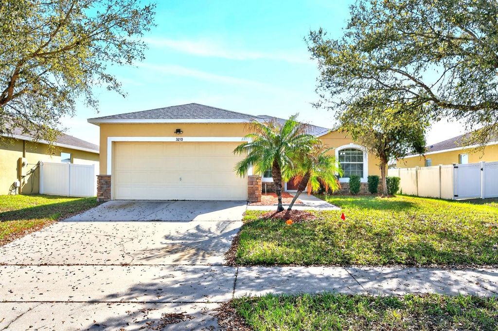 3210 QUEEN ALEXANDRIA DRIVE, Kissimmee, FL 34744