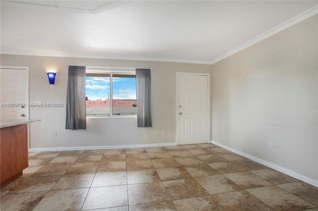 1020 SW 7th St 9, Miami, FL 33130