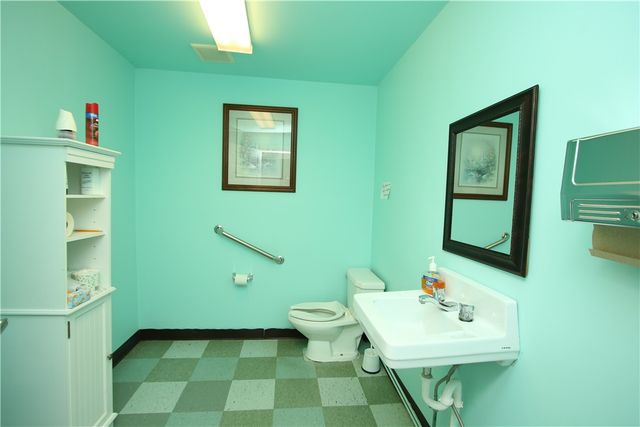 700 E Main Street, Monongahela, PA 15063