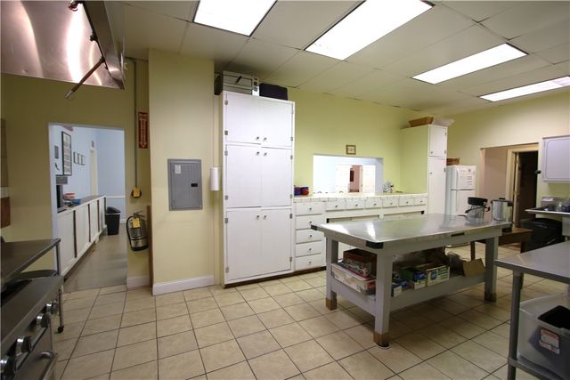 700 E Main Street, Monongahela, PA 15063