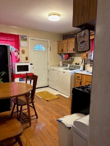 4510 S La Crosse Avenue, Chicago, IL 60638