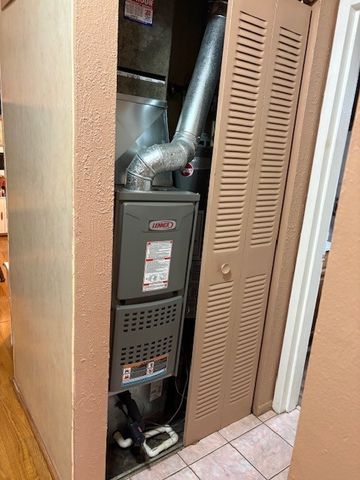 4510 S La Crosse Avenue, Chicago, IL 60638