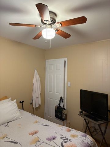 4510 S La Crosse Avenue, Chicago, IL 60638