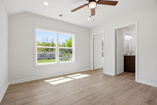 505 E 17th Street, Columbia, TN 38401