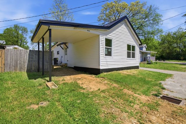 505 E 17th Street, Columbia, TN 38401