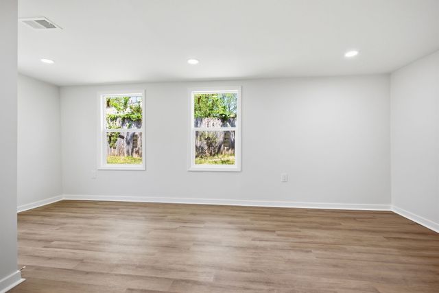 505 E 17th Street, Columbia, TN 38401