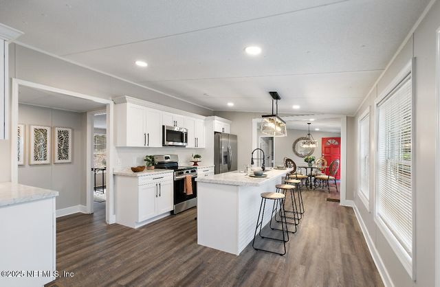 66 PANDA Avenue, Middleburg, FL 32068