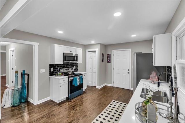 3141 S 37th Street, Kansas City, KS 66106