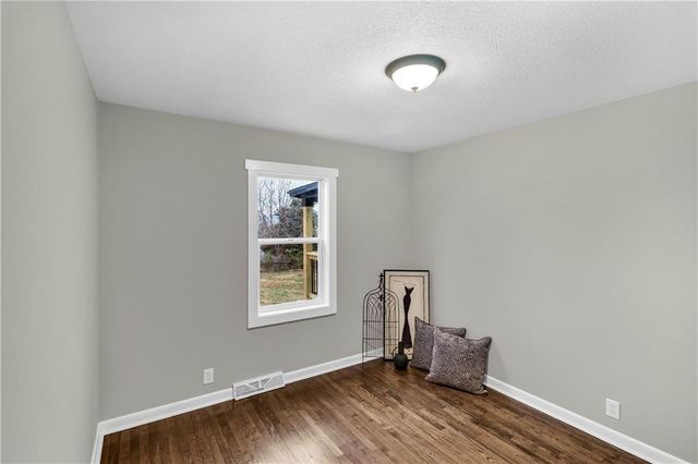 3141 S 37th Street, Kansas City, KS 66106