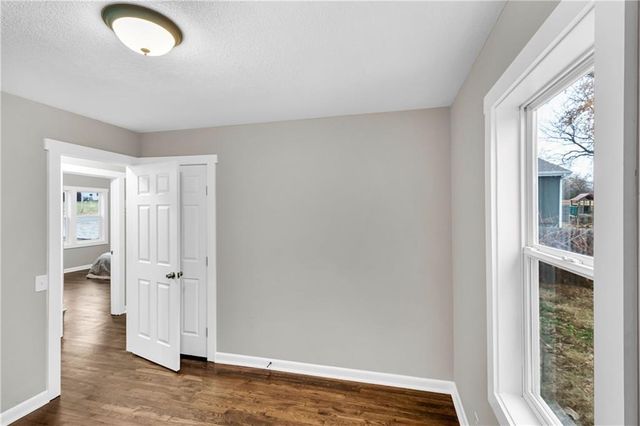 3141 S 37th Street, Kansas City, KS 66106