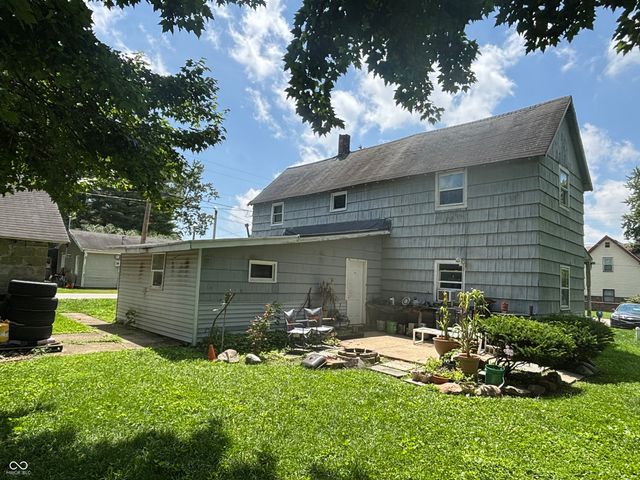 1225 S 25th Street, Elwood, IN 46036