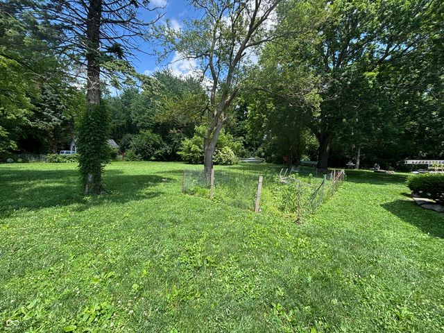 1225 S 25th Street, Elwood, IN 46036