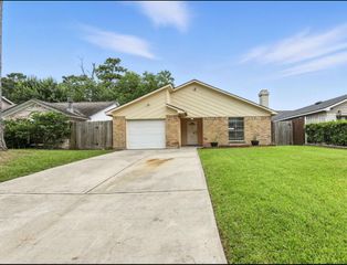 8611 Valley Ledge Drive, Houston, TX 77078